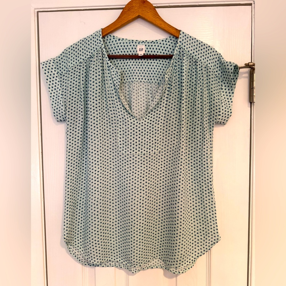 Women's Gap Short Sleeve Top